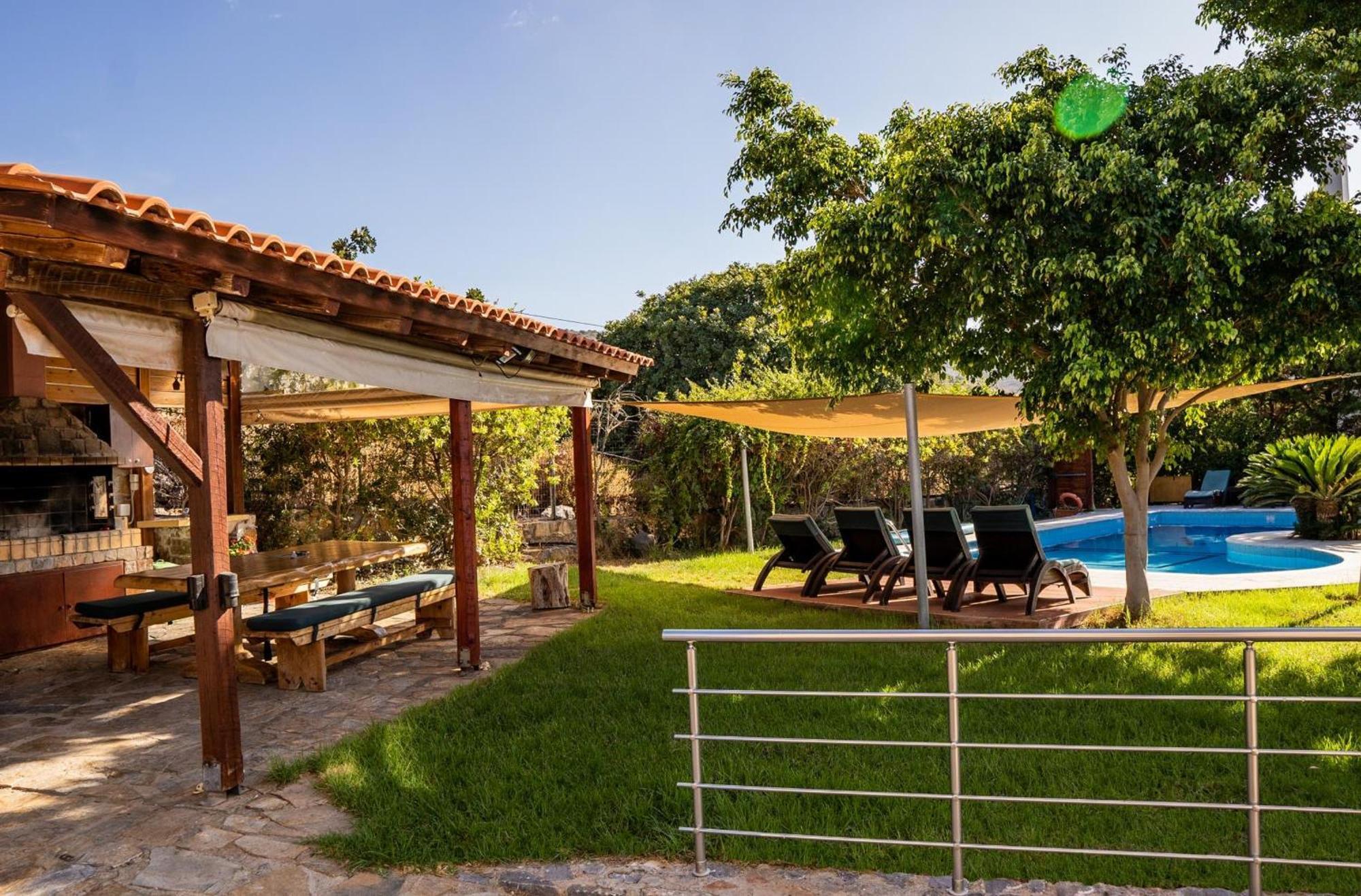 Iris Stone Built Villa Milatos Exterior foto