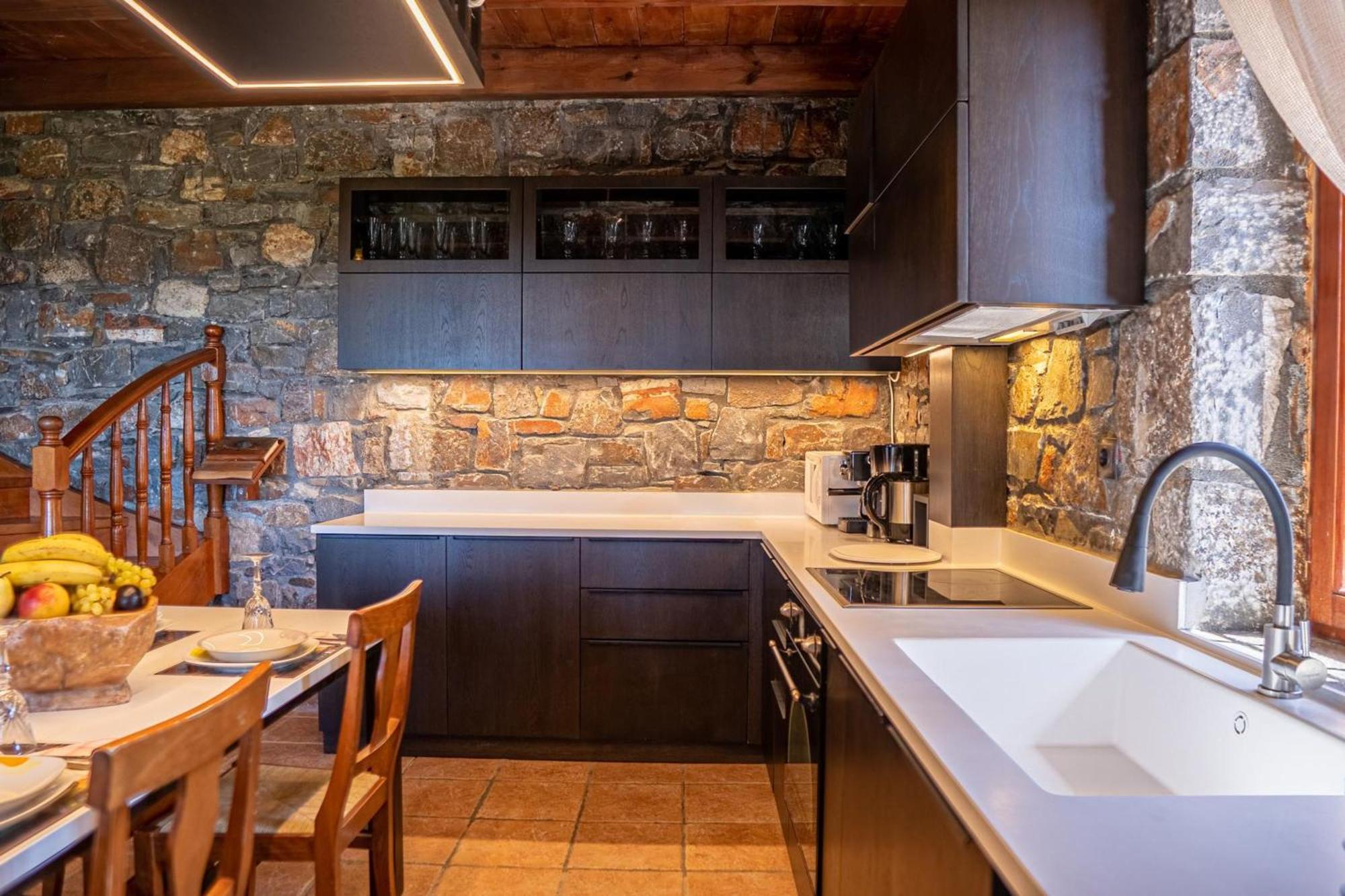 Iris Stone Built Villa Milatos Exterior foto