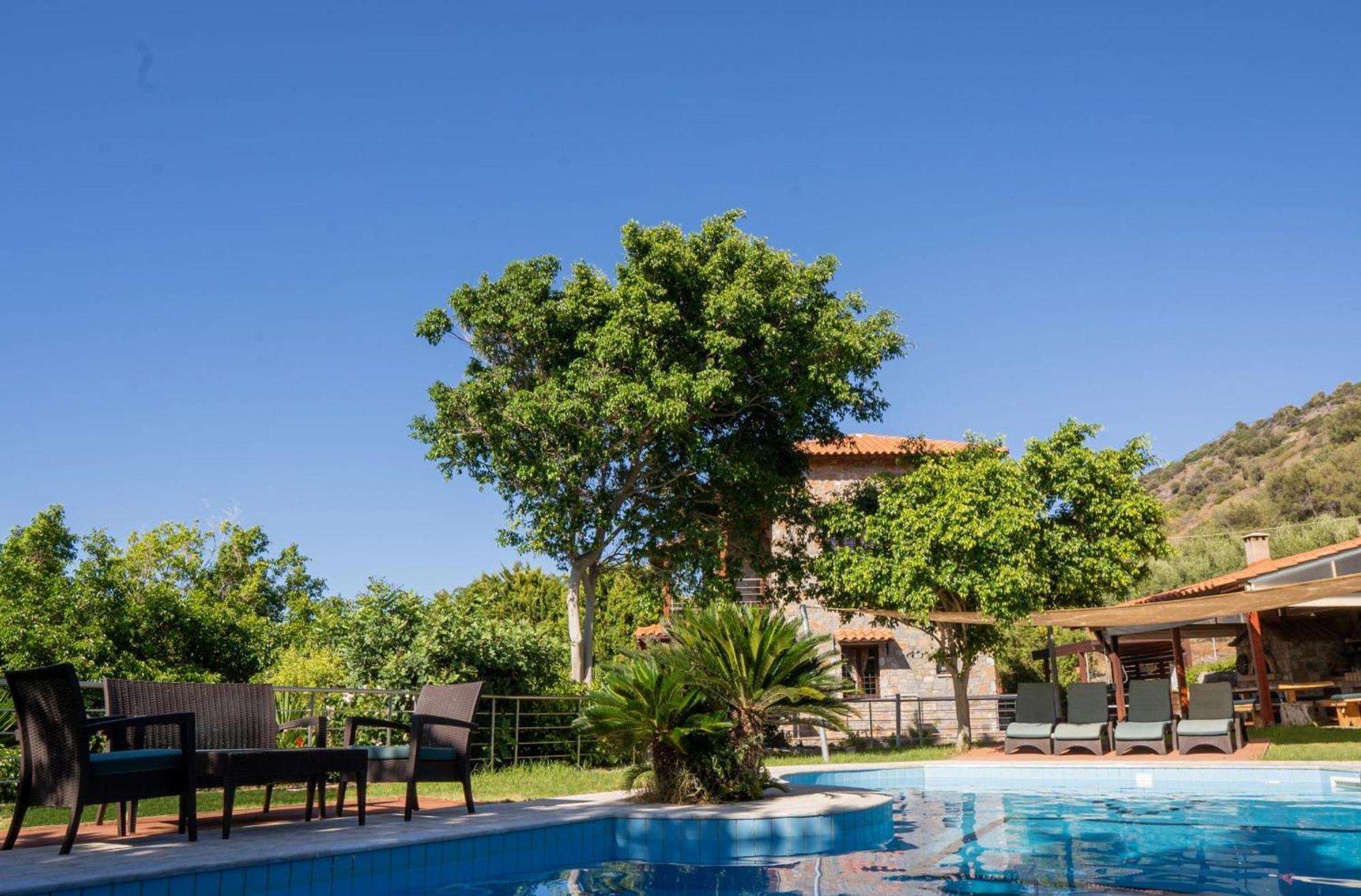 Iris Stone Built Villa Milatos Exterior foto
