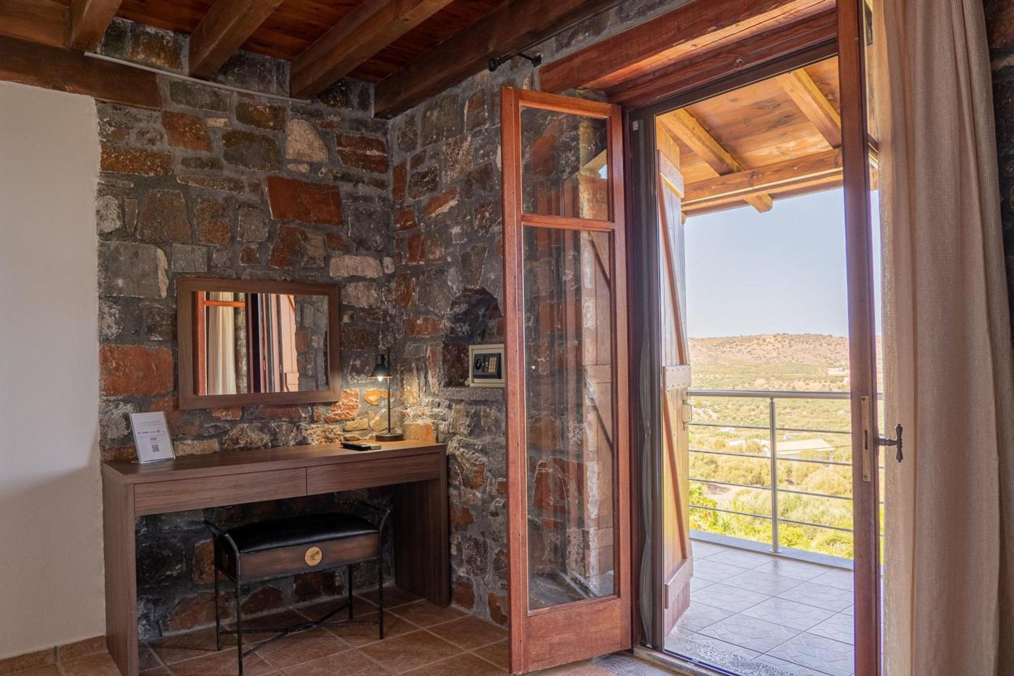 Iris Stone Built Villa Milatos Exterior foto
